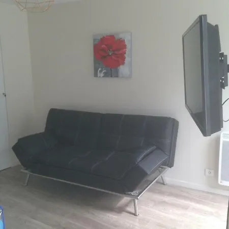 Alinoa Apartment *